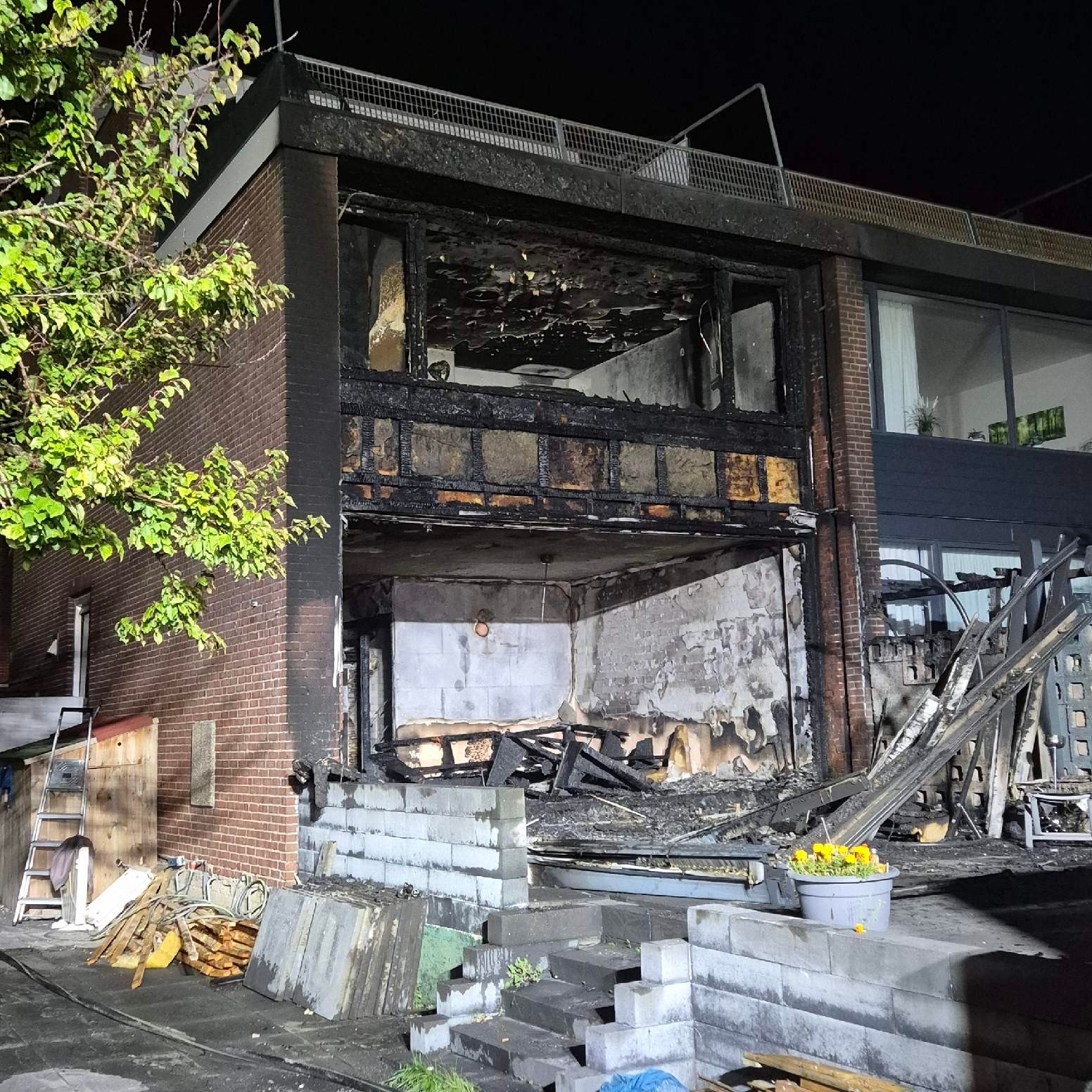 Explosie bij woning aan Breehorn in Lelystad