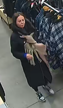 Afbeelding Een van de twee vrouwelijke verdachten