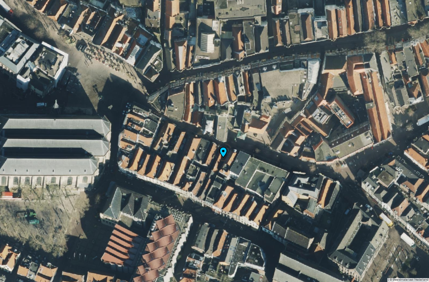 De inbraak vond plaats in de Zwolse binnenstad in de nacht van zondag 23 februari op maandag 24 februari. Bron: Beeldmateriaal Nederland.