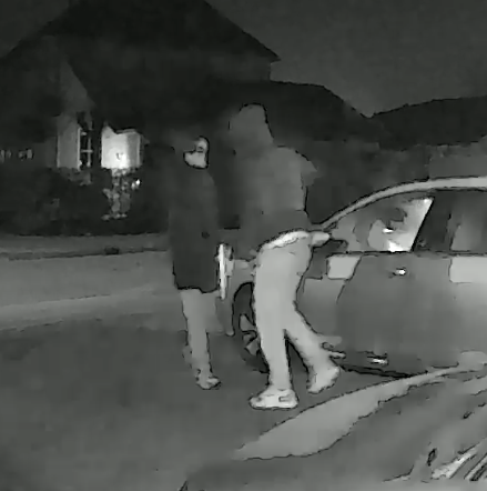 Afbeelding De verdachte(n) die inbraken bij Volkswagens in Didam, Zevenaar en Duiven.