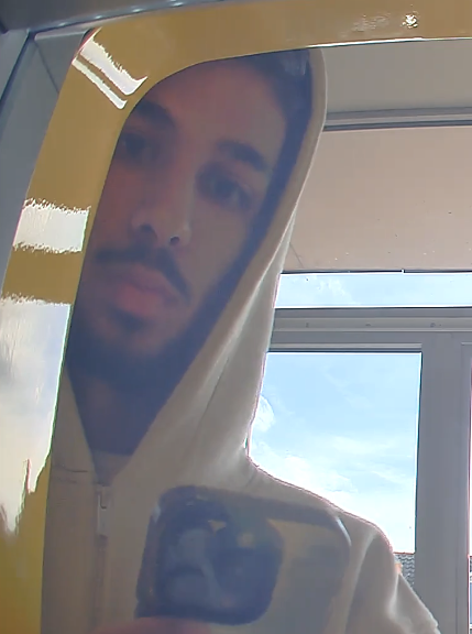 wie is deze oplichter?