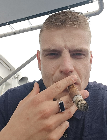 Marvinになります。 Marvin Oort | politie.nl