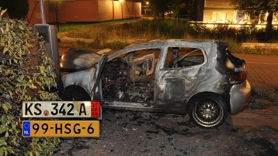 Uitgebrande Volkswagen Golf