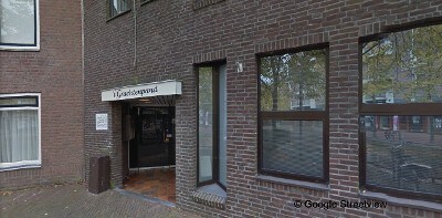 Foto van 't Grachtenpand aan de Kerkgracht 32 waar de politie Almere-Haven is gevestigd