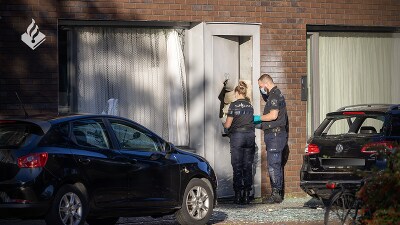 Explosie bij huis in Amsterdam