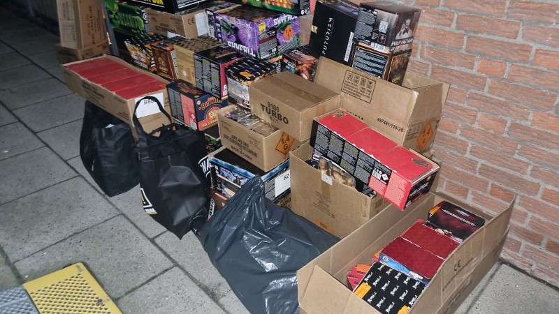 Honderden kilo’s aan vuurwerk in beslaggenomen na anonieme melding