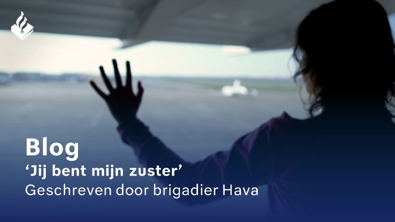 uitzwaaien op de luchthaven