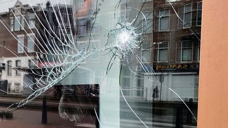 schade winkel Vierambachtsstraat