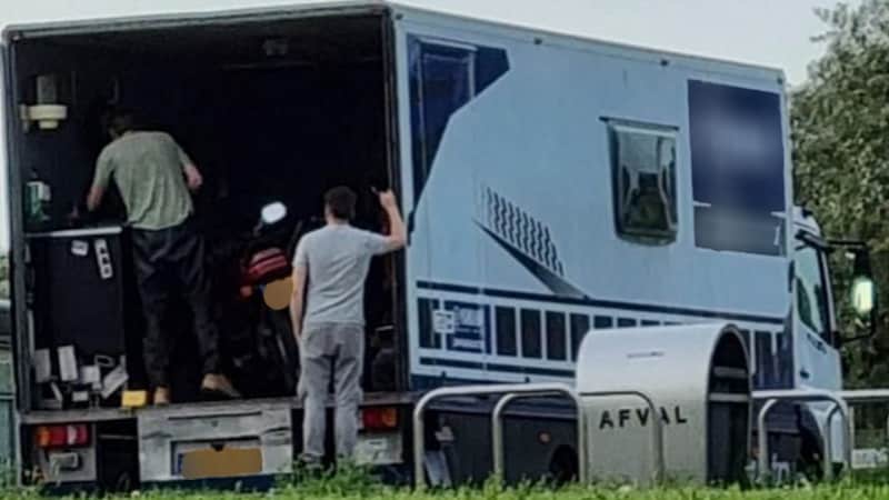 Voertuig waarmee verdovende middelen werden vervoerd