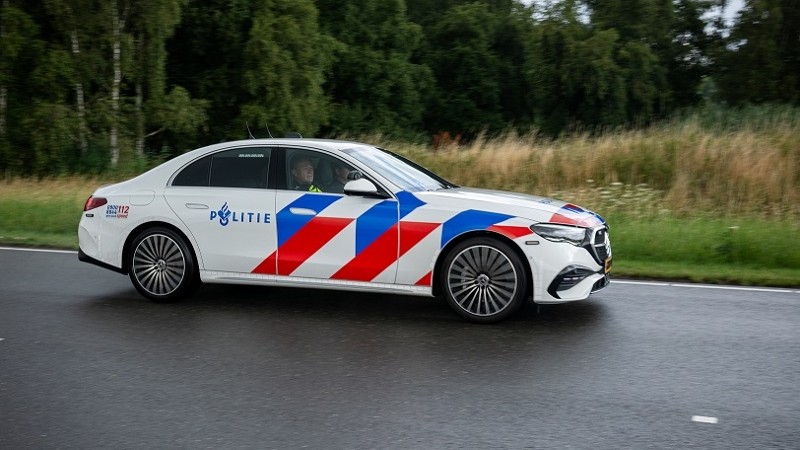 Achtervolging door politie na vluchtende automobilist in Wormerveer