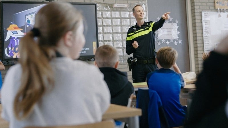 Politie en HackShield werken aan digitale weerbaarheid van kinderen