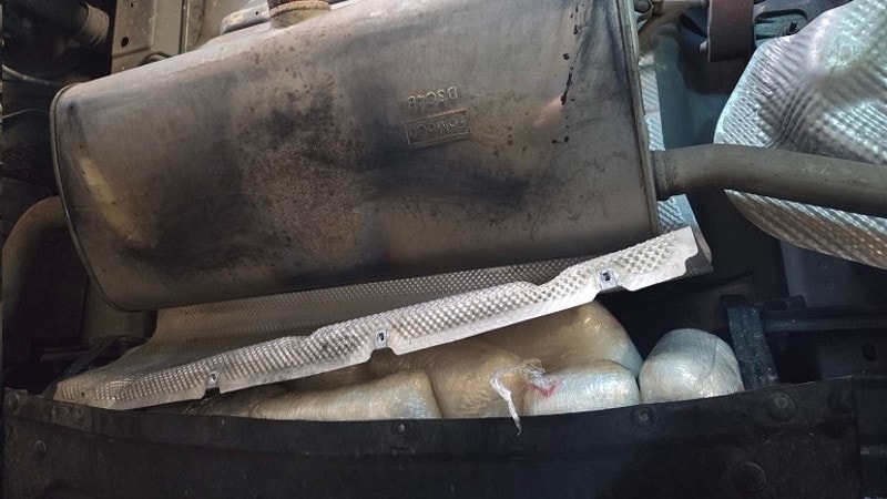 Twee aanhoudingen na vondst verdovende middelen in autobumpers