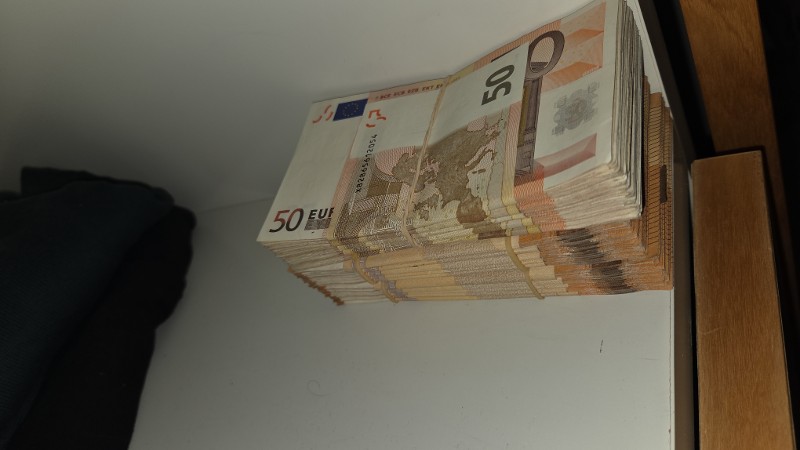 Stapel 50 euro biljetten