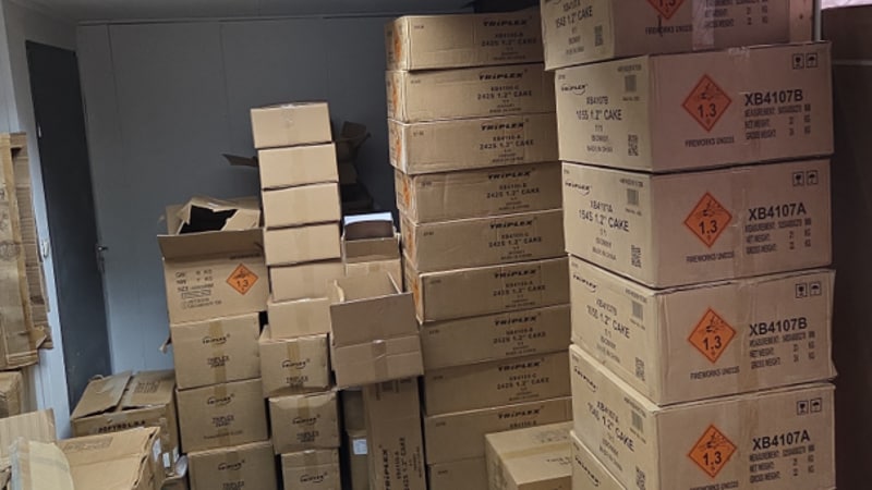 Ruim 3000 kg aan explosief gevaar in beslag genomen, verdachte aangehouden