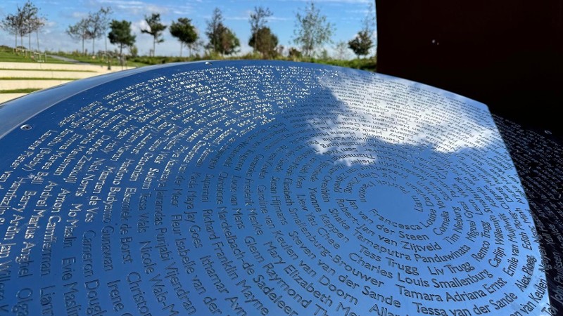 Nationaal Monument MH17-ramp in Vijfhuizen, foto Hay Kranen via Wikimedia Commons