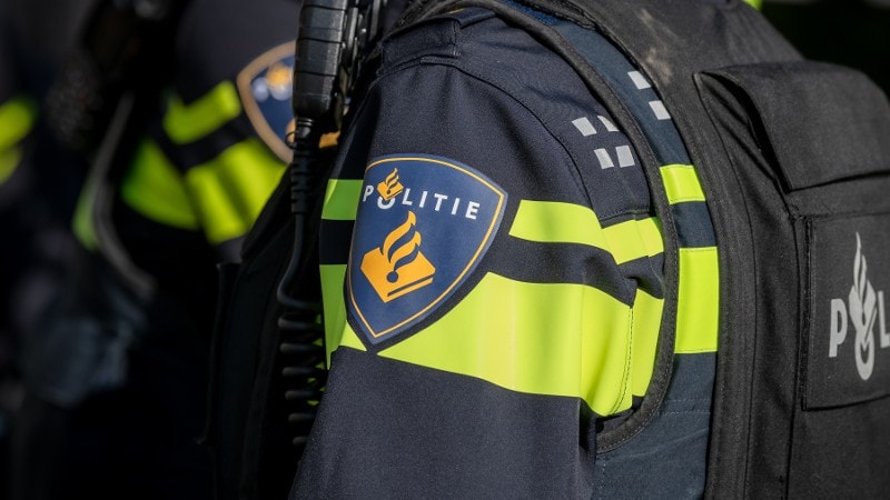 Politie naar de Annie M.G. Schmidtweg in Almere vanwege aanrijding met letsel