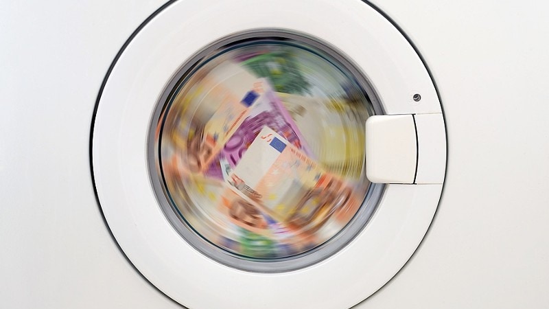 witwassen, geld, euro, wasmachine, beweging, Foto: Korpsmedia politie / istock