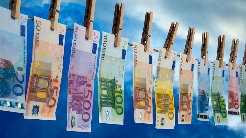 witwassen, geld, euro, waslijn, briefgeld, Foto: Korpsmedia politie / istock