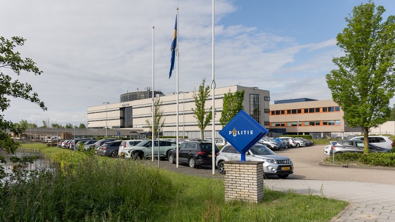 Poging straatroof bij station Zaandam, twee aanhoudingen