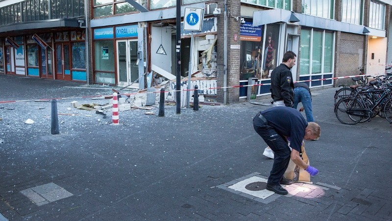 Drie verdachten aangehouden voor plofkraak in Zwitserland